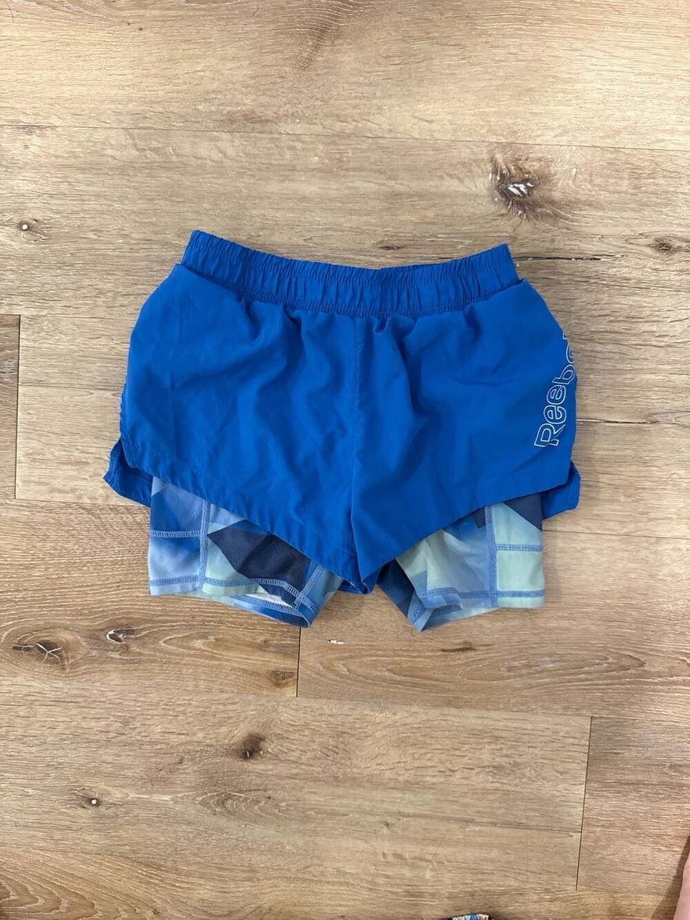 Reebok Girls Double Layered 2-in-1 Running Shorts, Blue Geometric Print